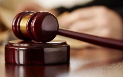 Eksepsi Belum Dibuat karena Terdakwa Belum Terima Salinan Dakwaan